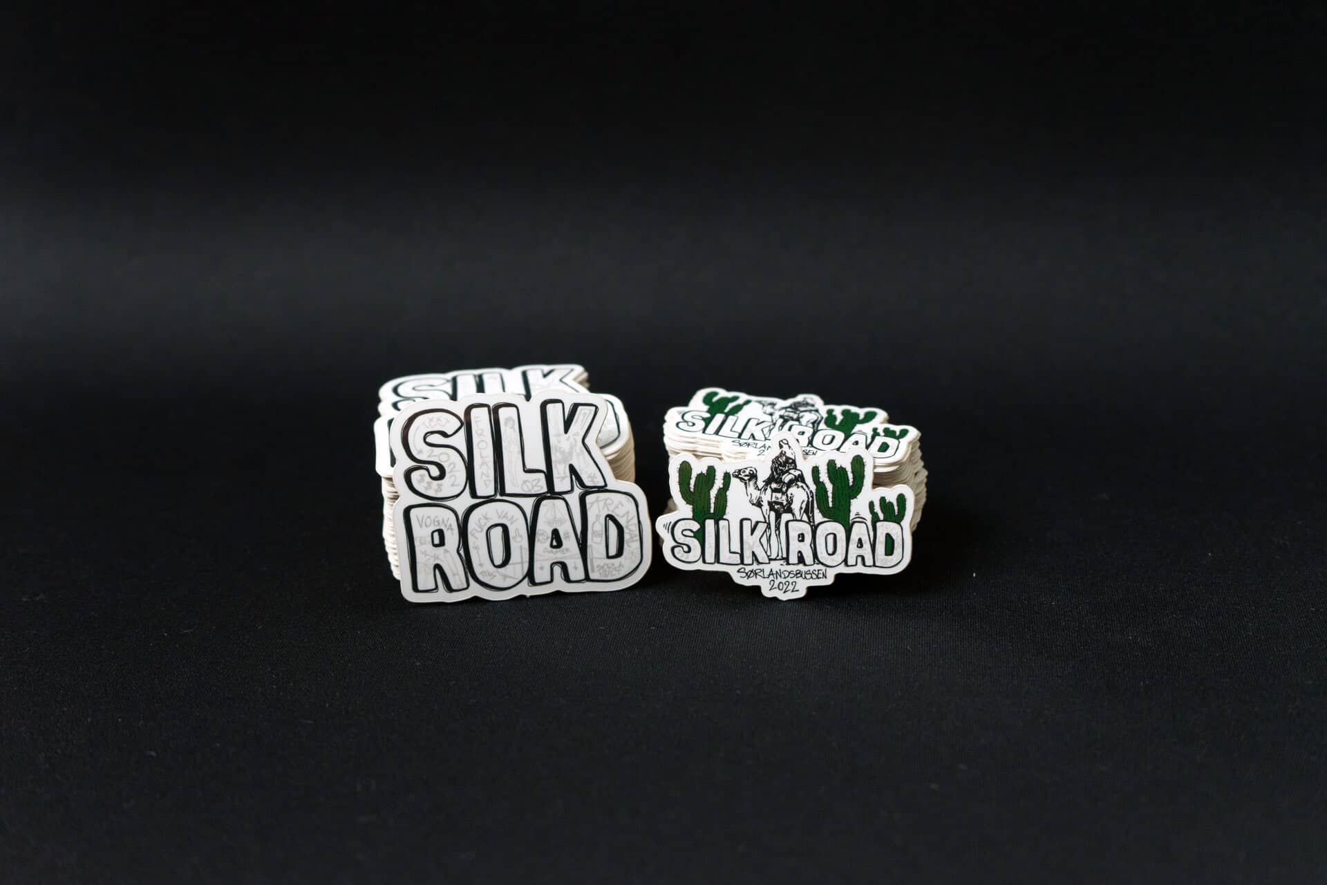 Silkroad klistremerker