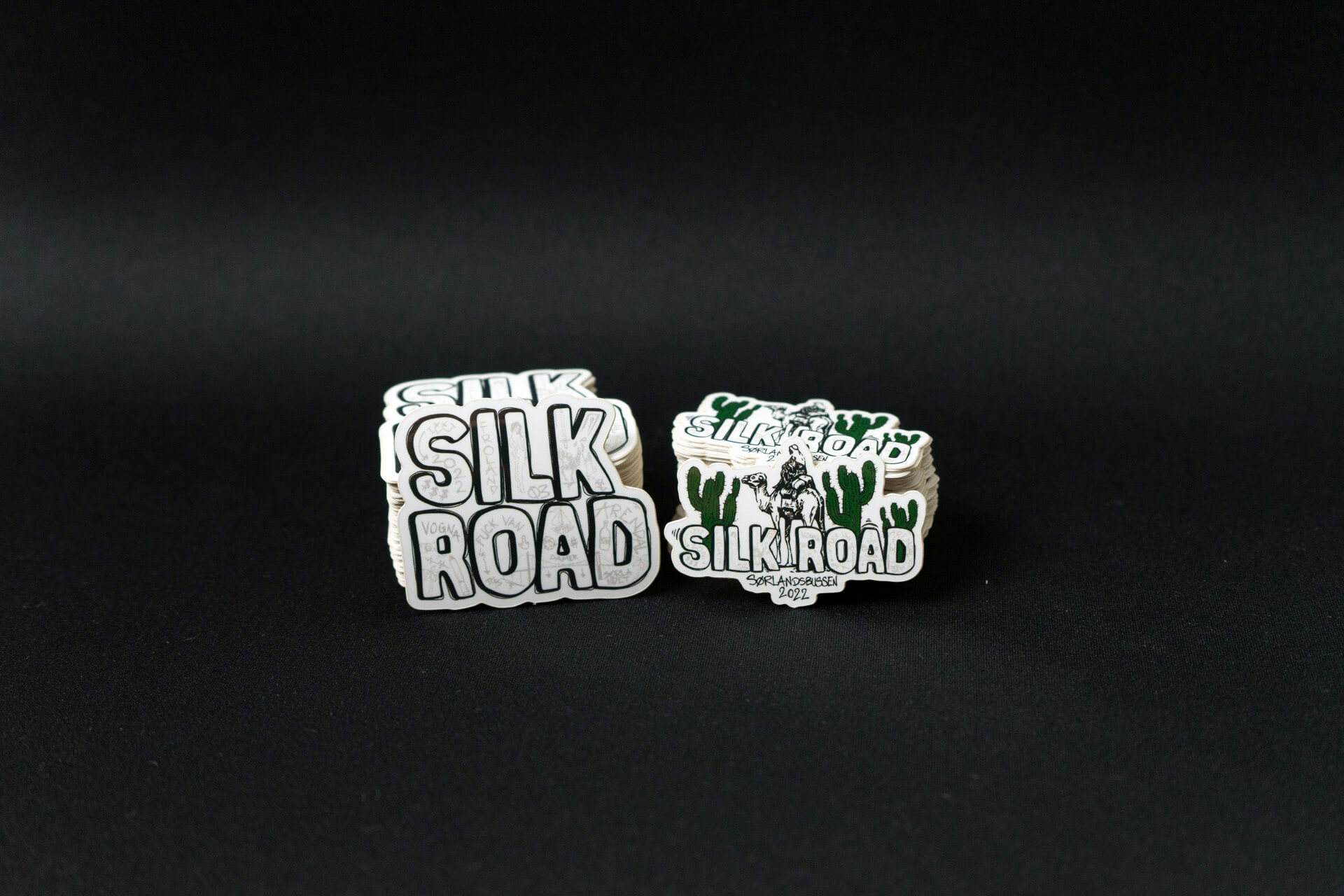 Silk road klistremerker